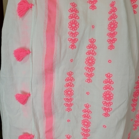 MULTI Use Wrap/Scarf in White and Neon Pink Embroidery - Picture 5 of 6